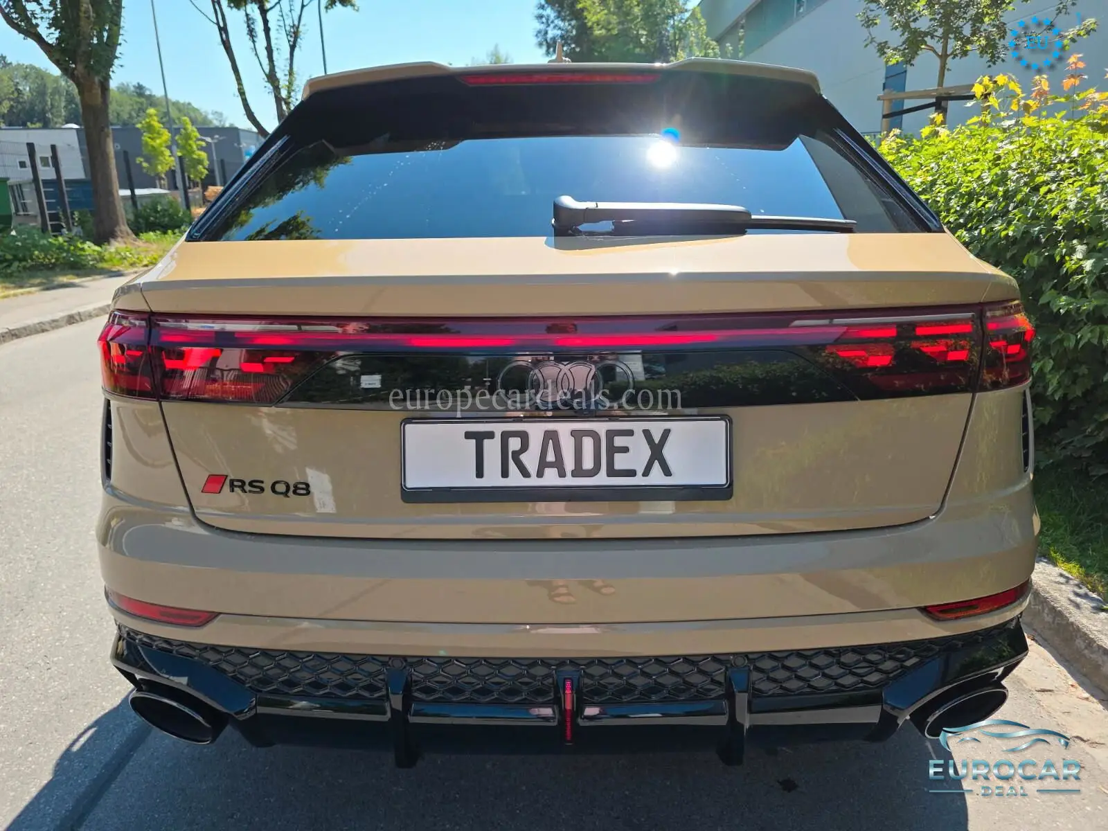 Audi RSQ8