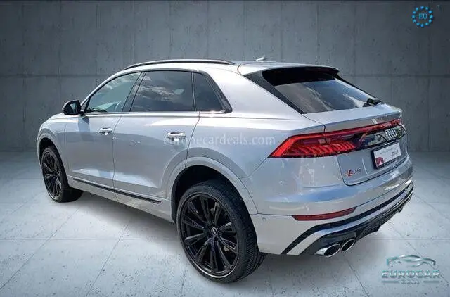 Audi SQ8
