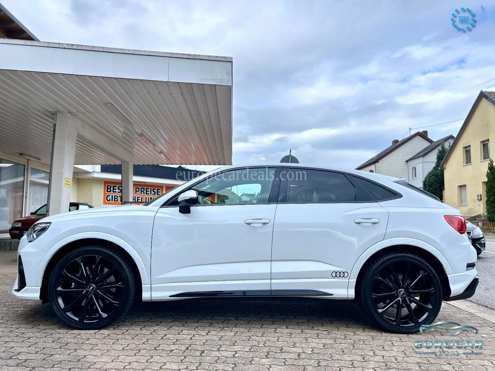 Audi RSQ3