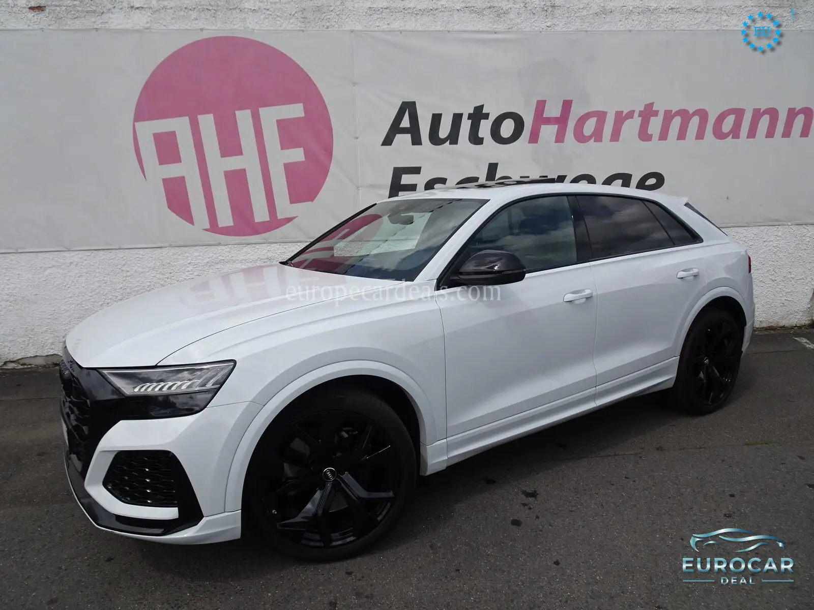 Audi RSQ8