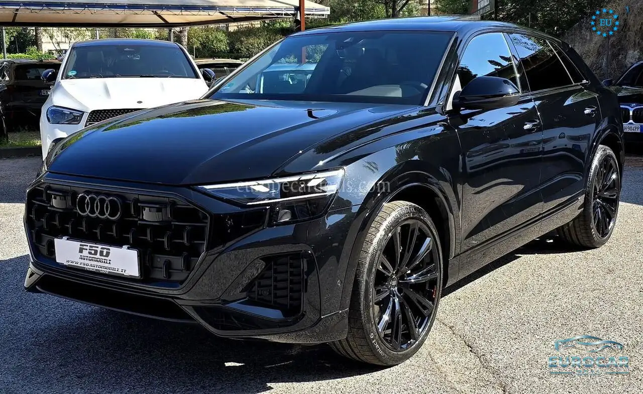 Audi Q8