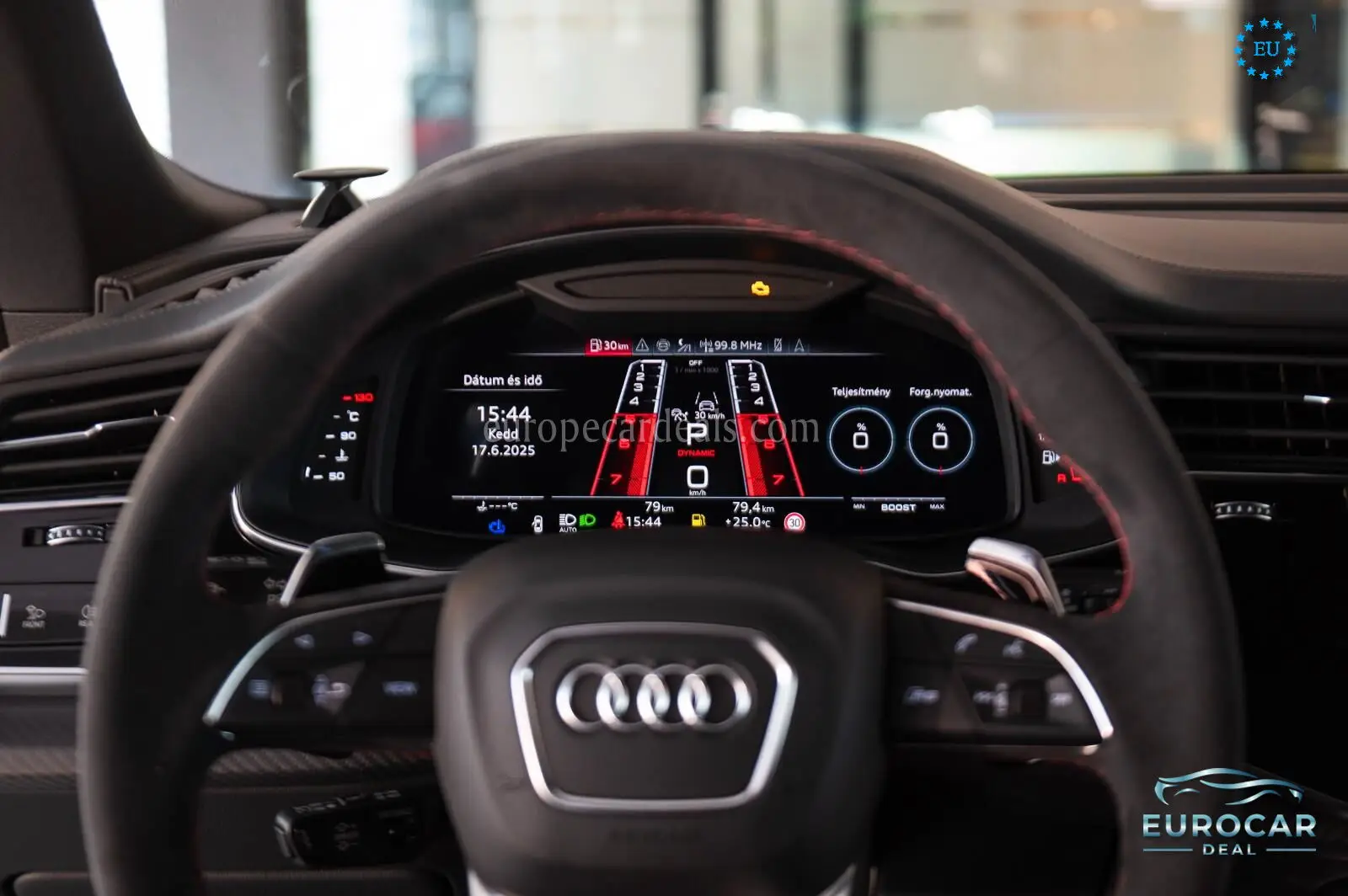Audi RSQ8