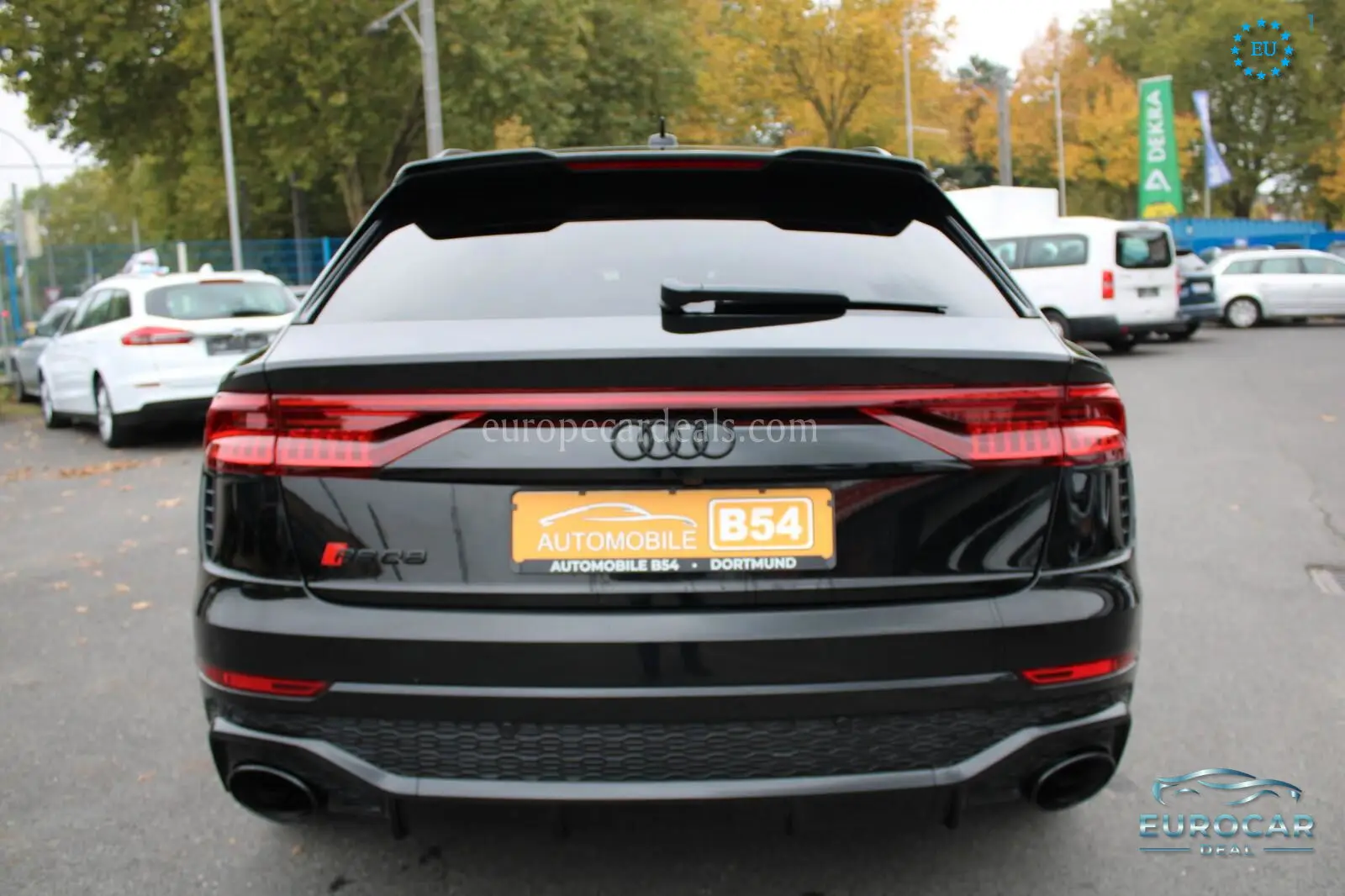 Audi RSQ8