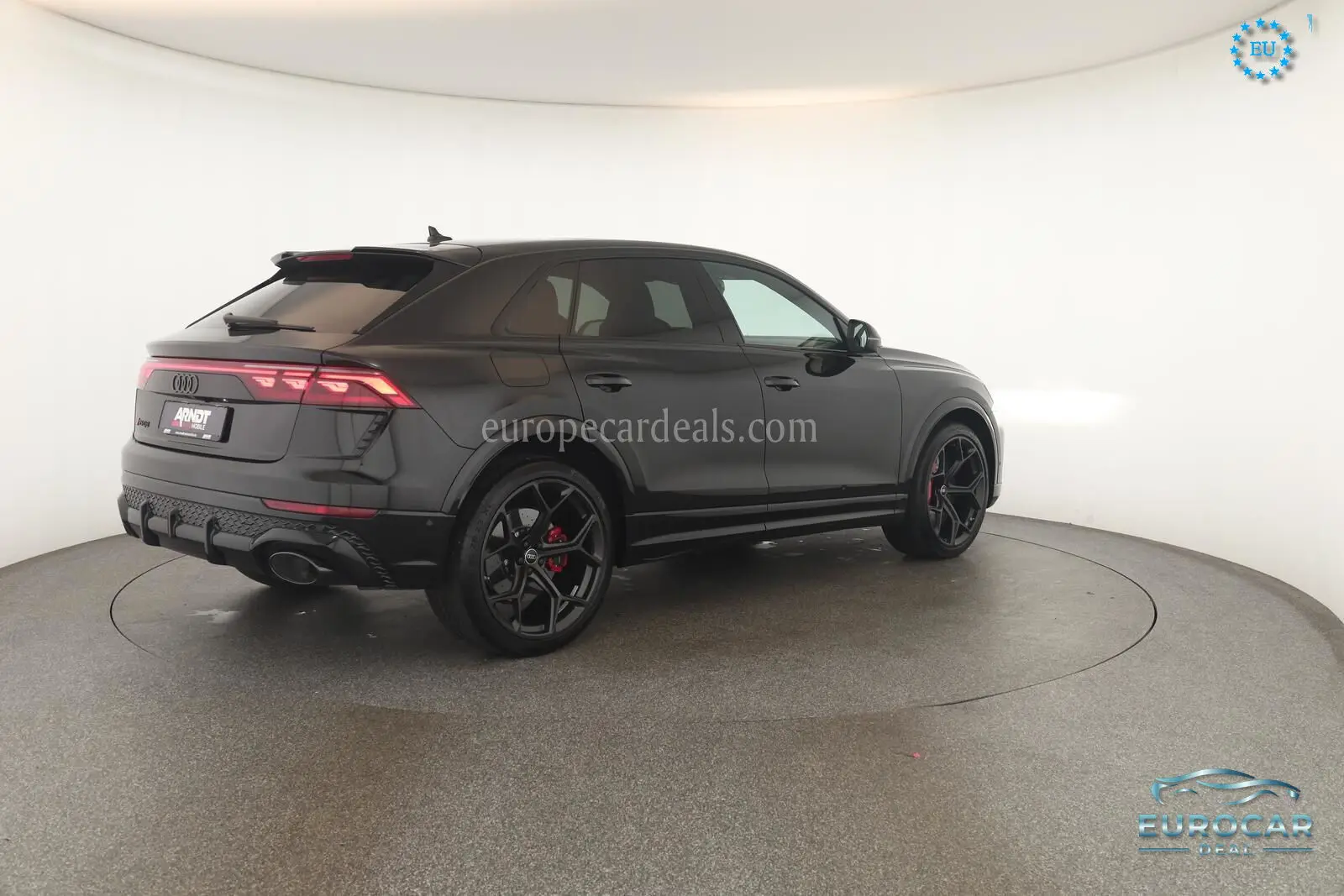 Audi RSQ8
