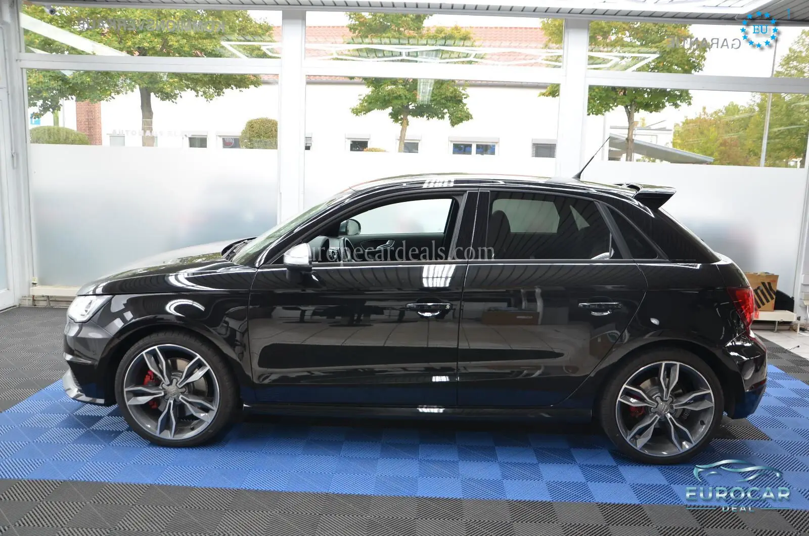 Audi S1