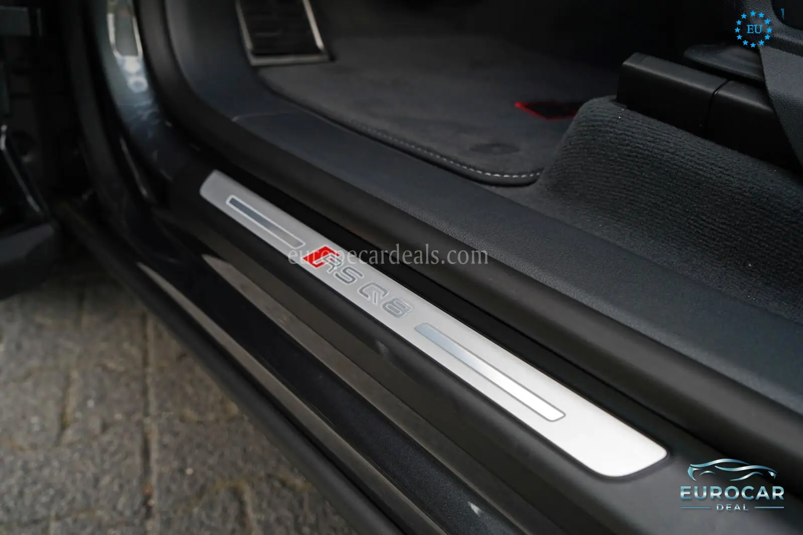 Audi RSQ8