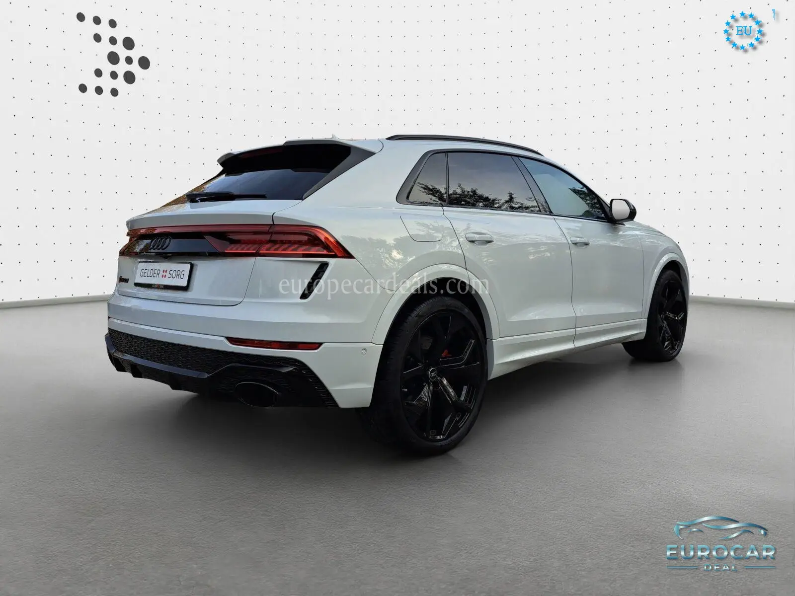 Audi RSQ8