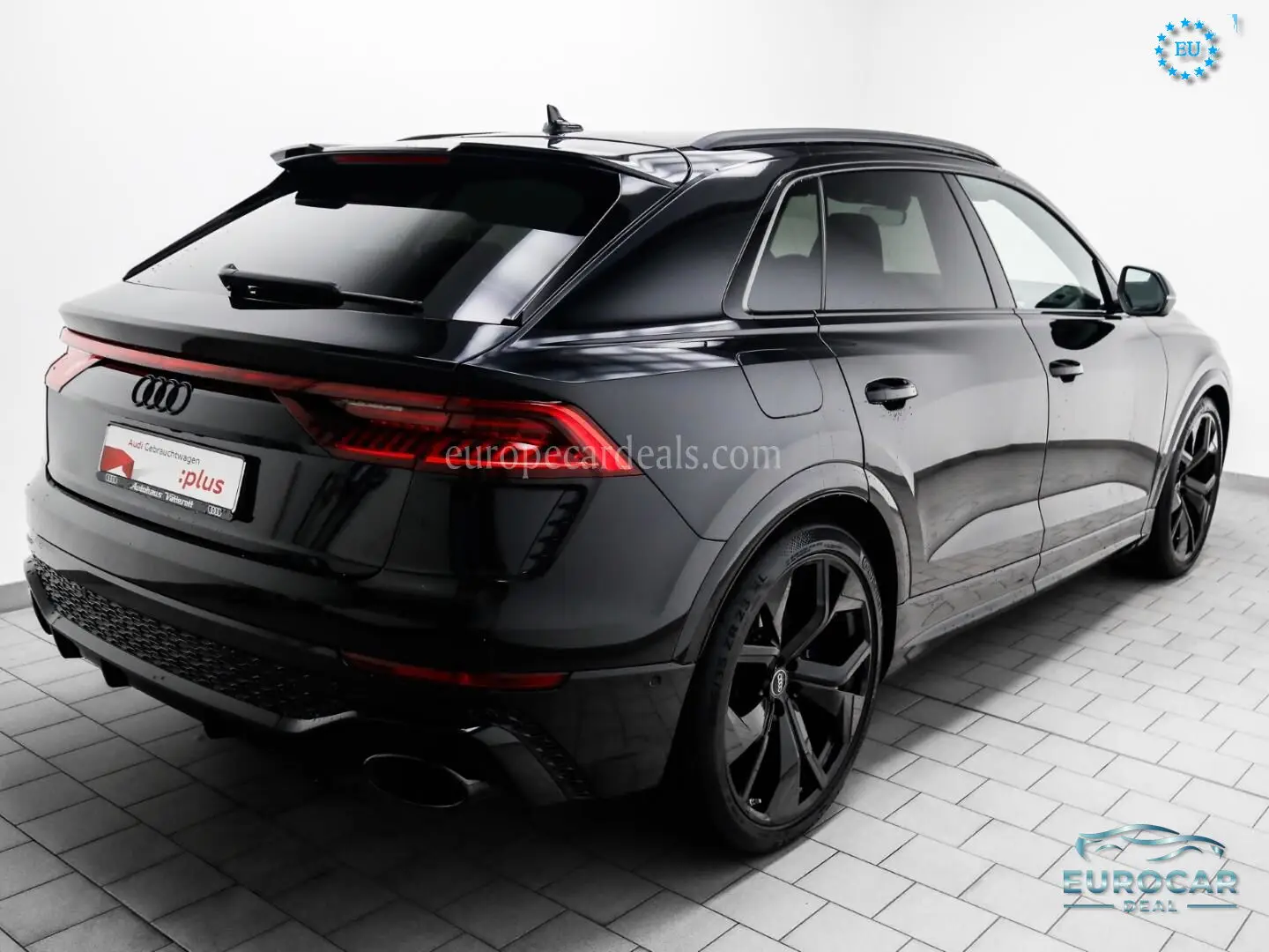 Audi RSQ8