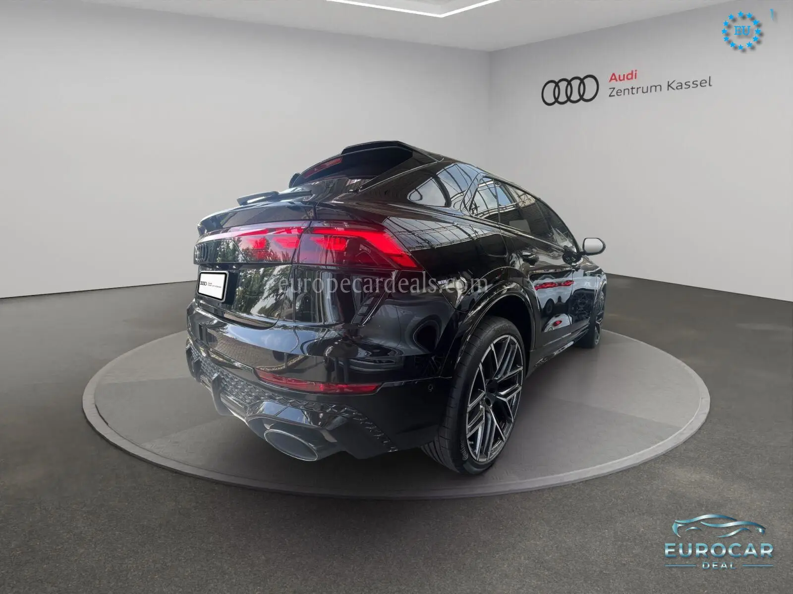 Audi RSQ8
