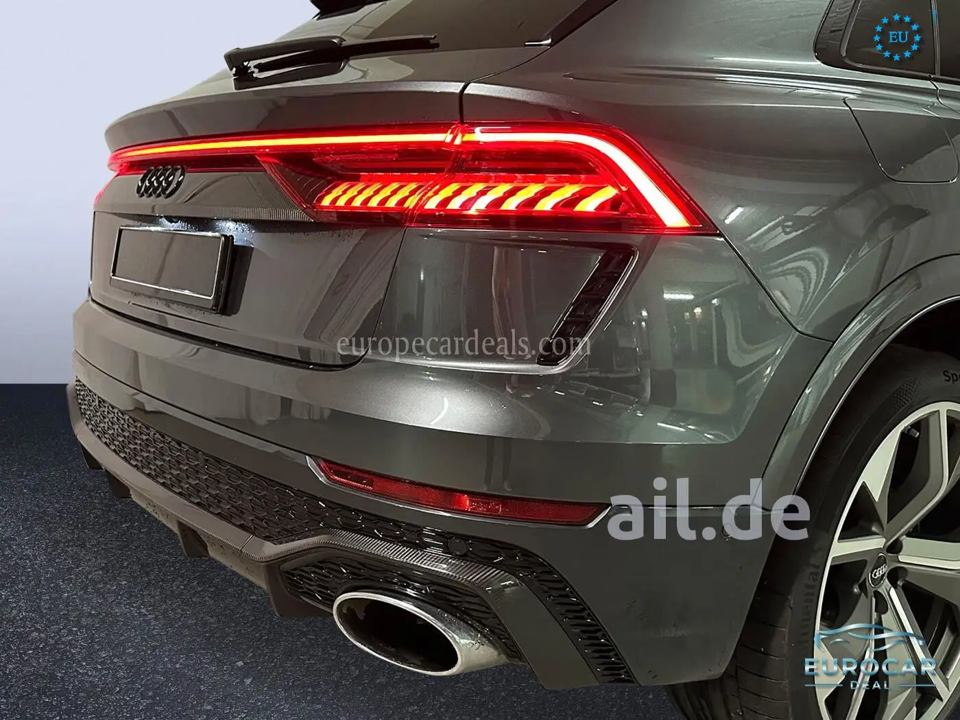 Audi RSQ8