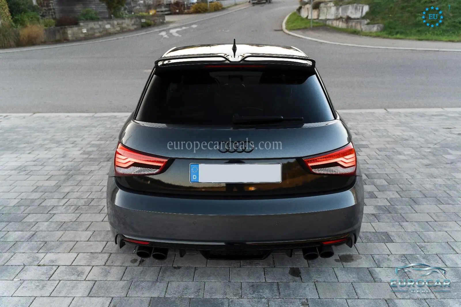 Audi S1