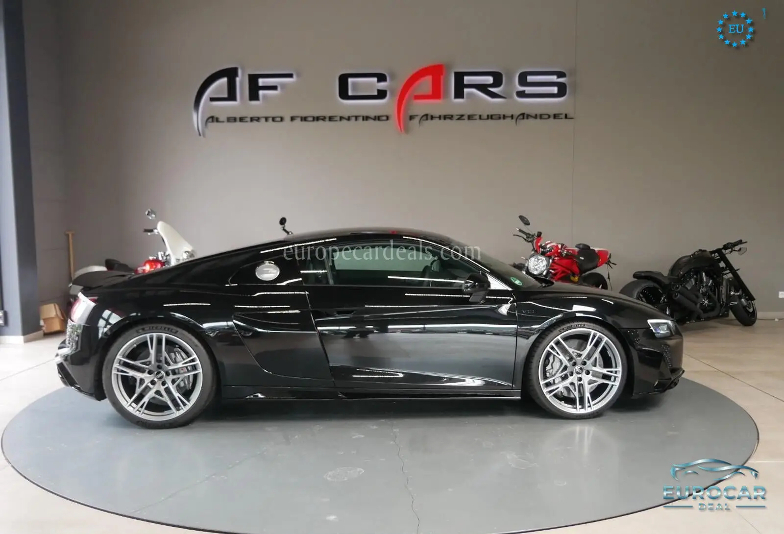 Audi R8