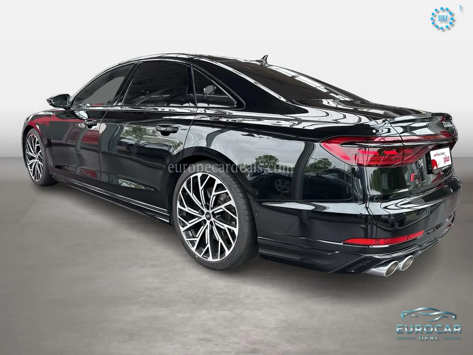 Audi S8