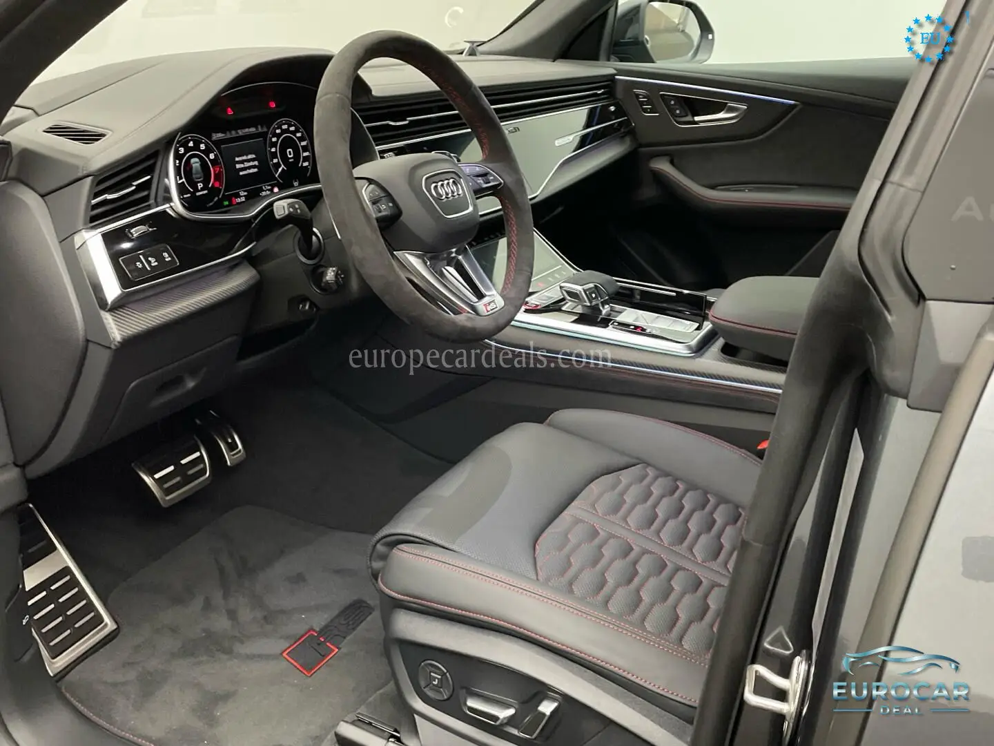 Audi RSQ8