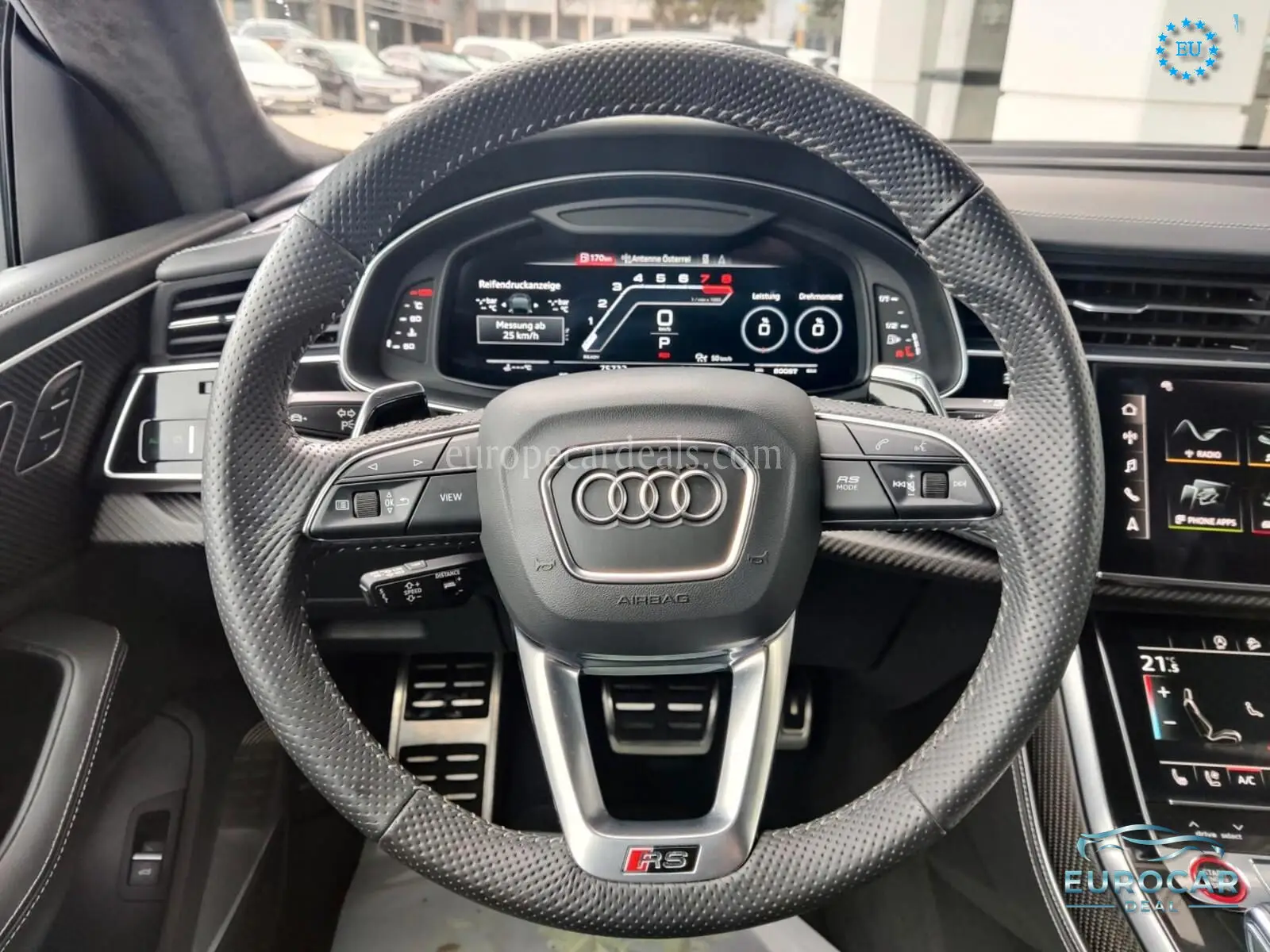Audi RSQ8
