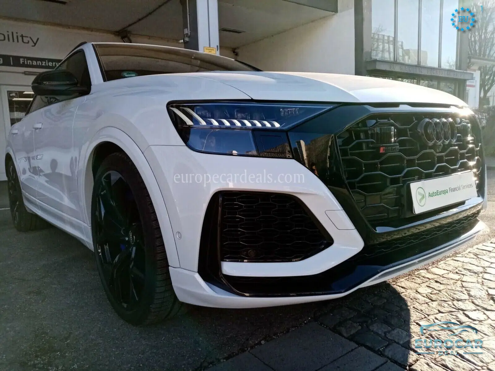 Audi RSQ8