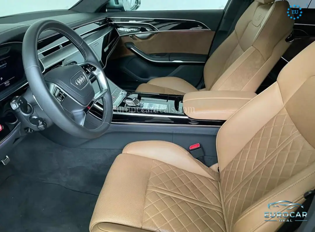 Audi S8