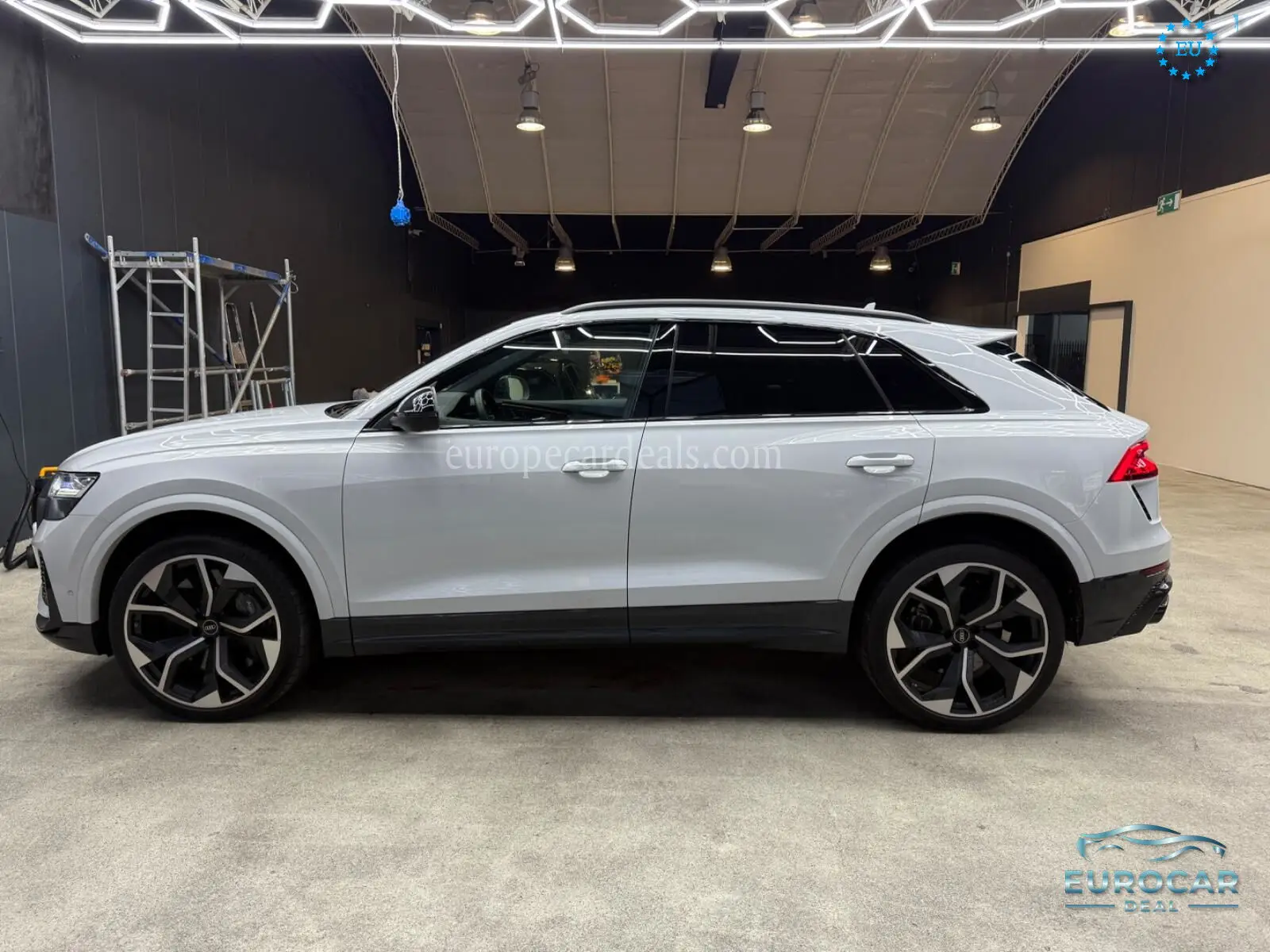 Audi RSQ8