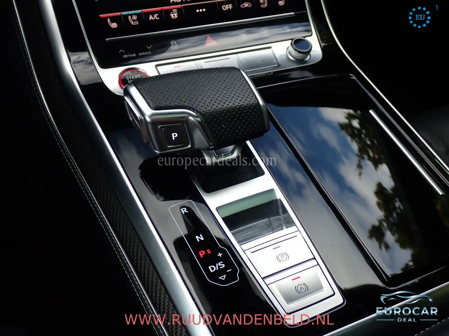 Audi RSQ8