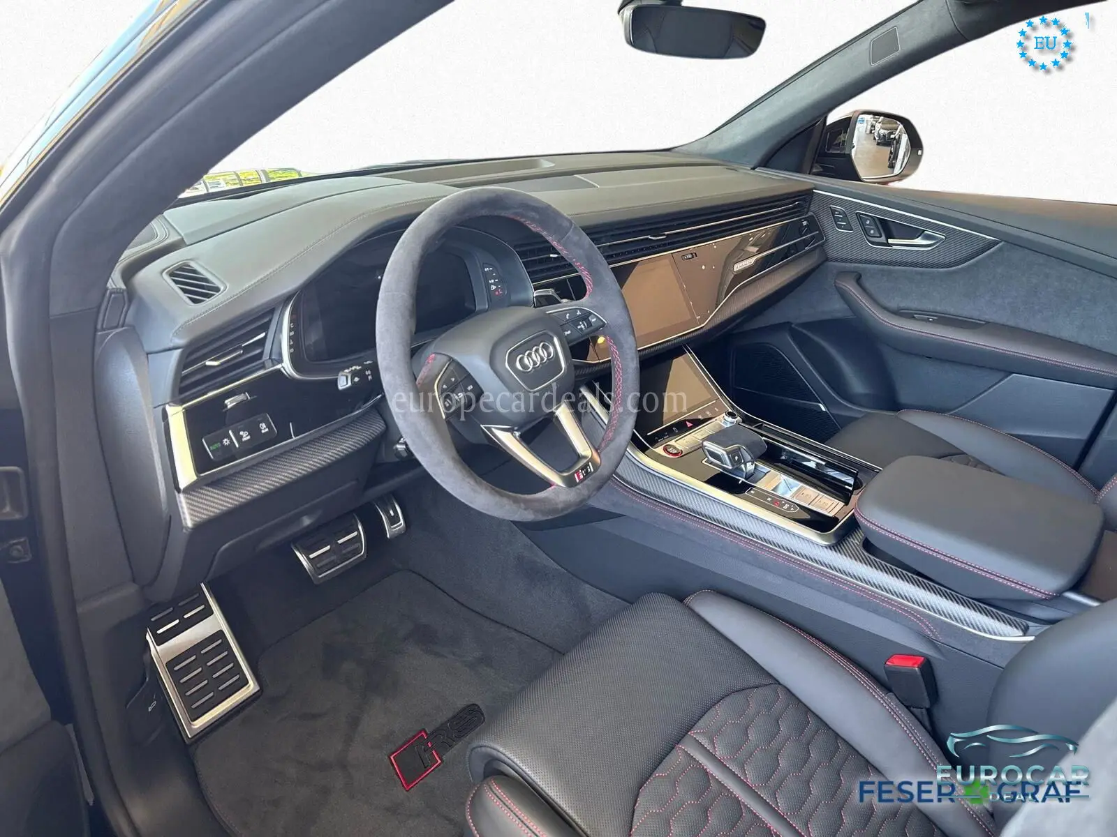 Audi RSQ8