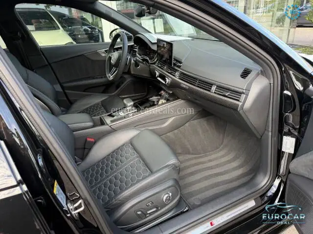 Audi RS4