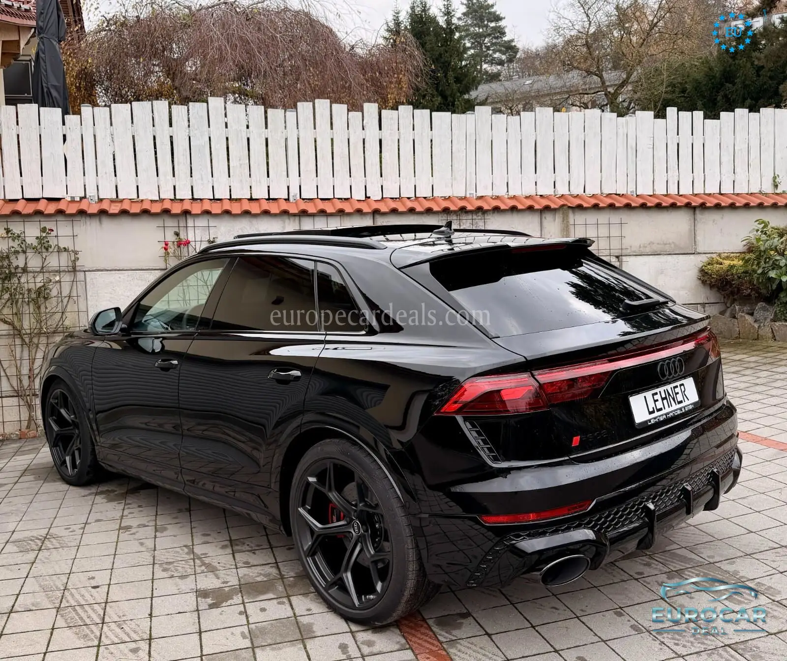 Audi RSQ8