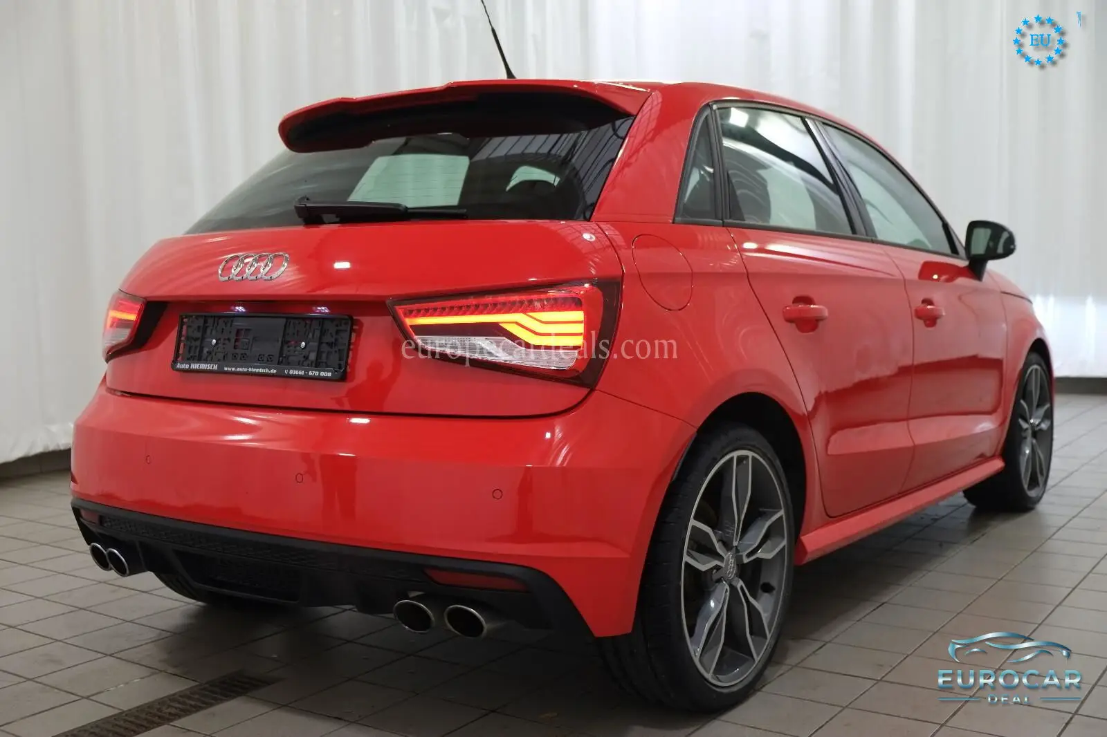 Audi S1