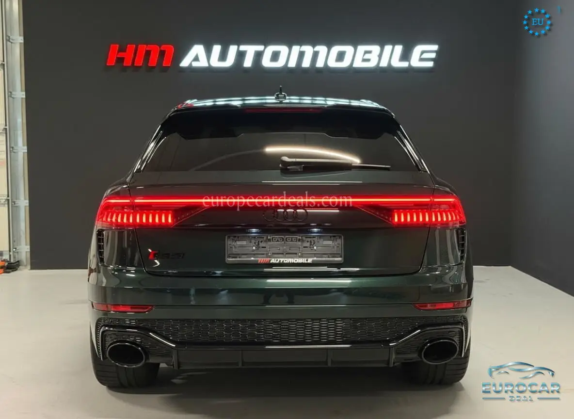 Audi RSQ8