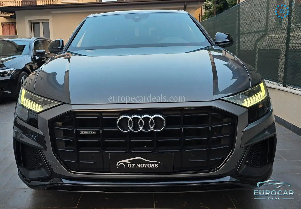 Audi Q8
