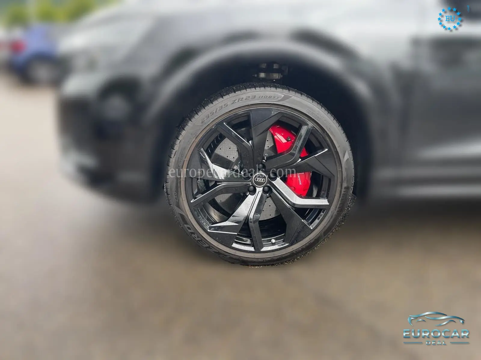 Audi RSQ8