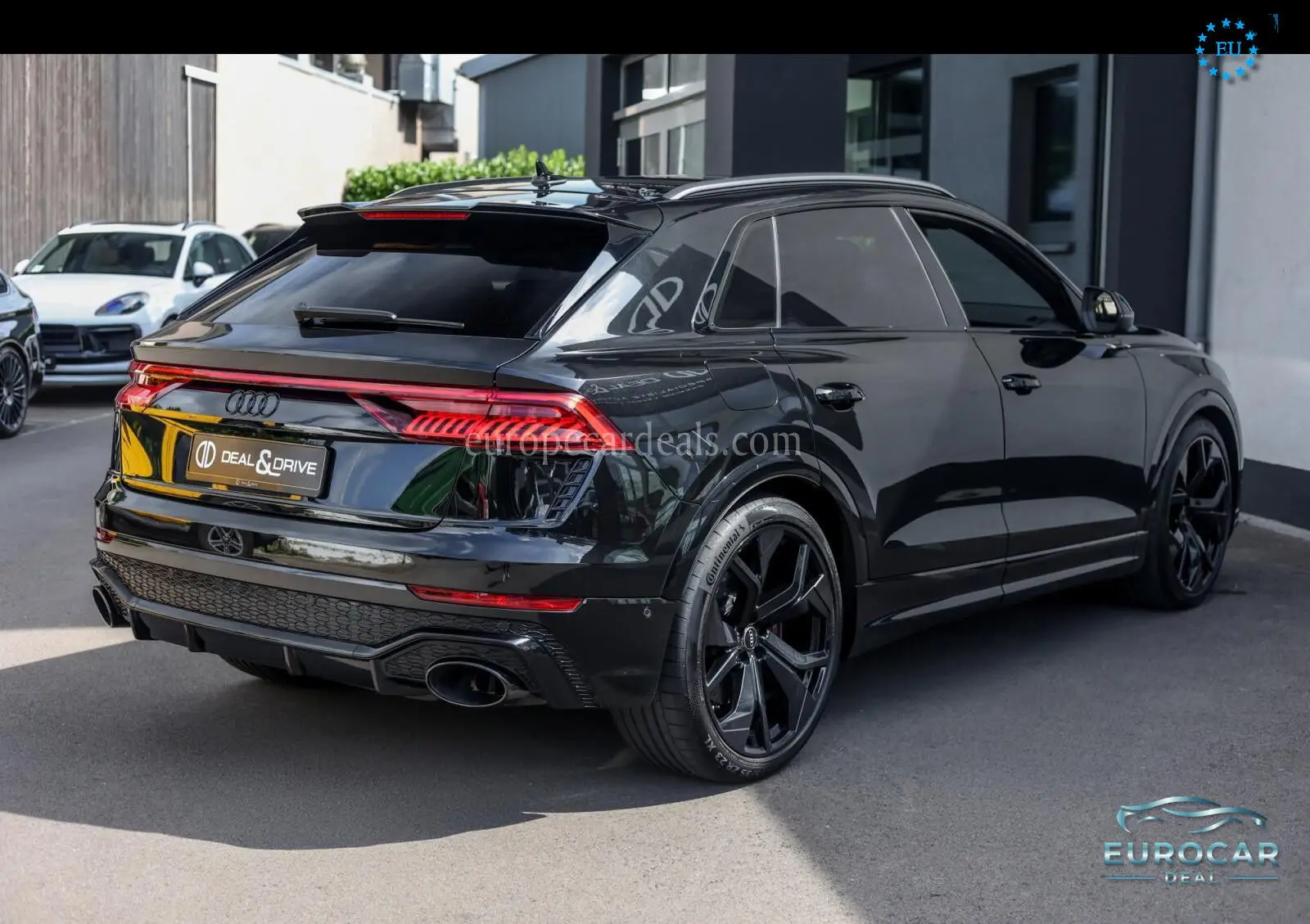 Audi RSQ8