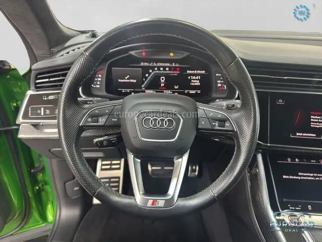 Audi SQ8