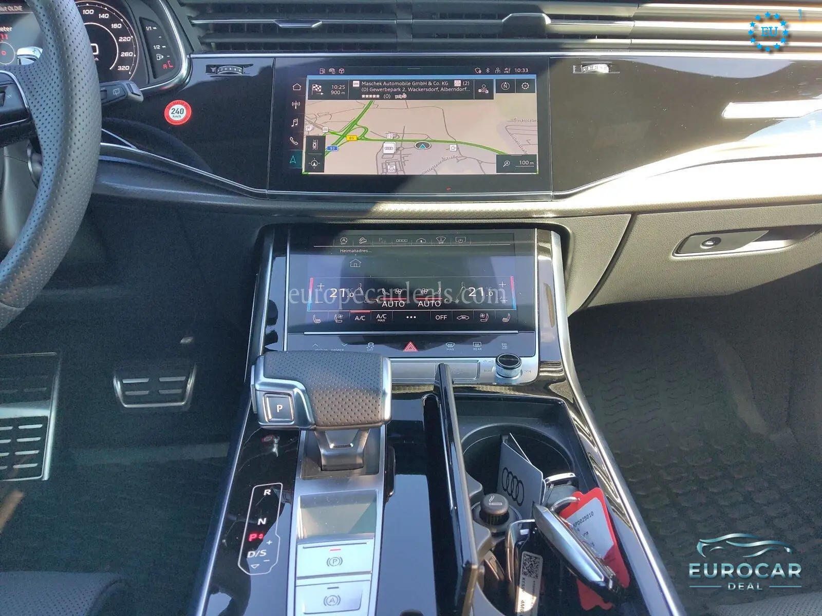 Audi RSQ8
