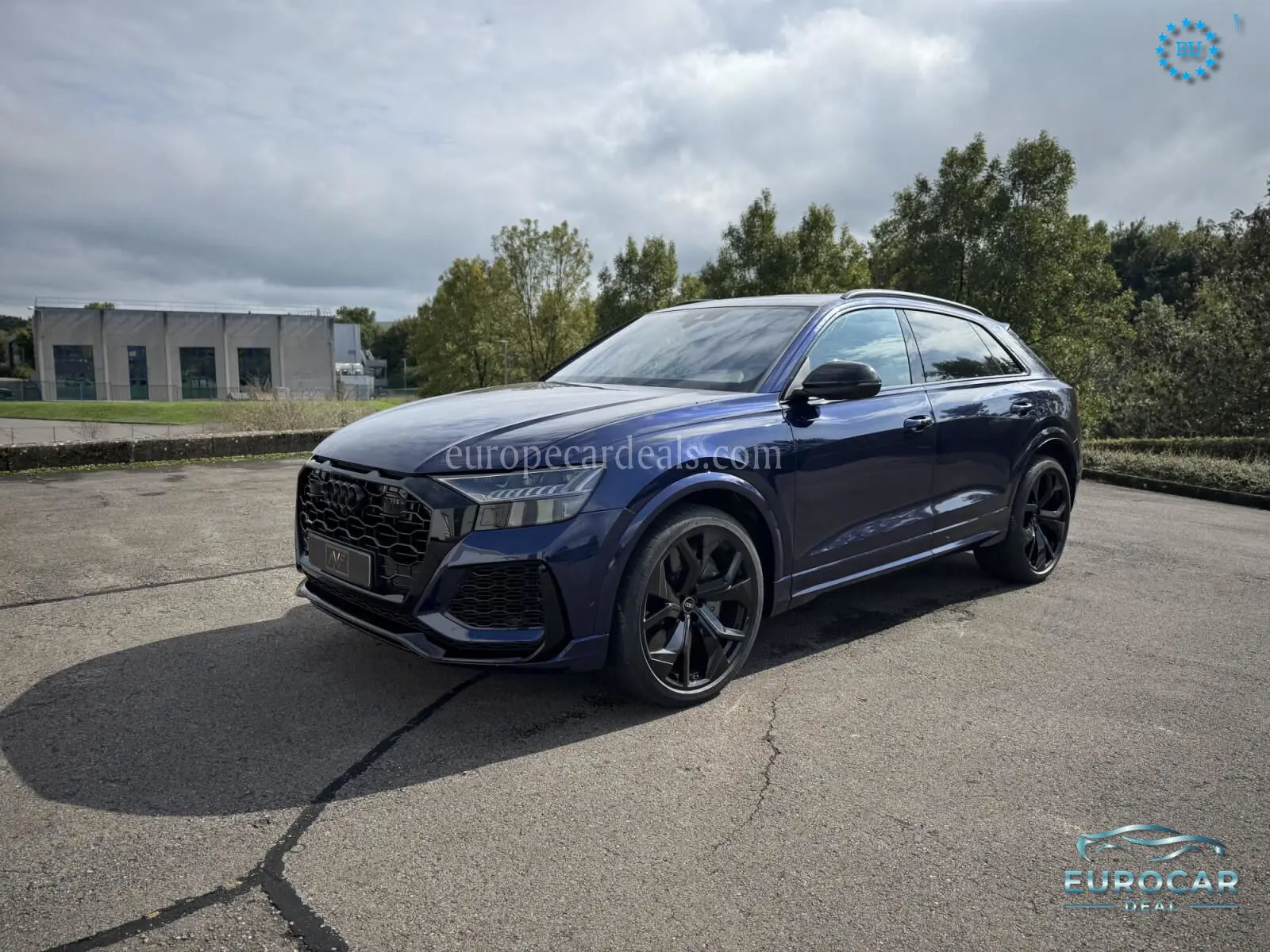 Audi RSQ8