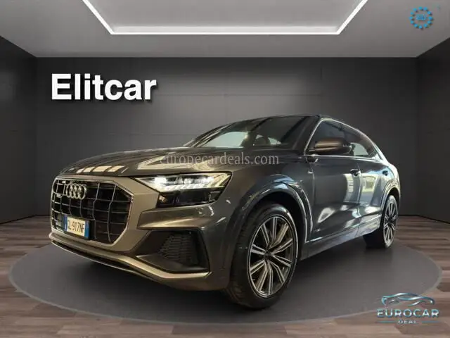 Audi Q8