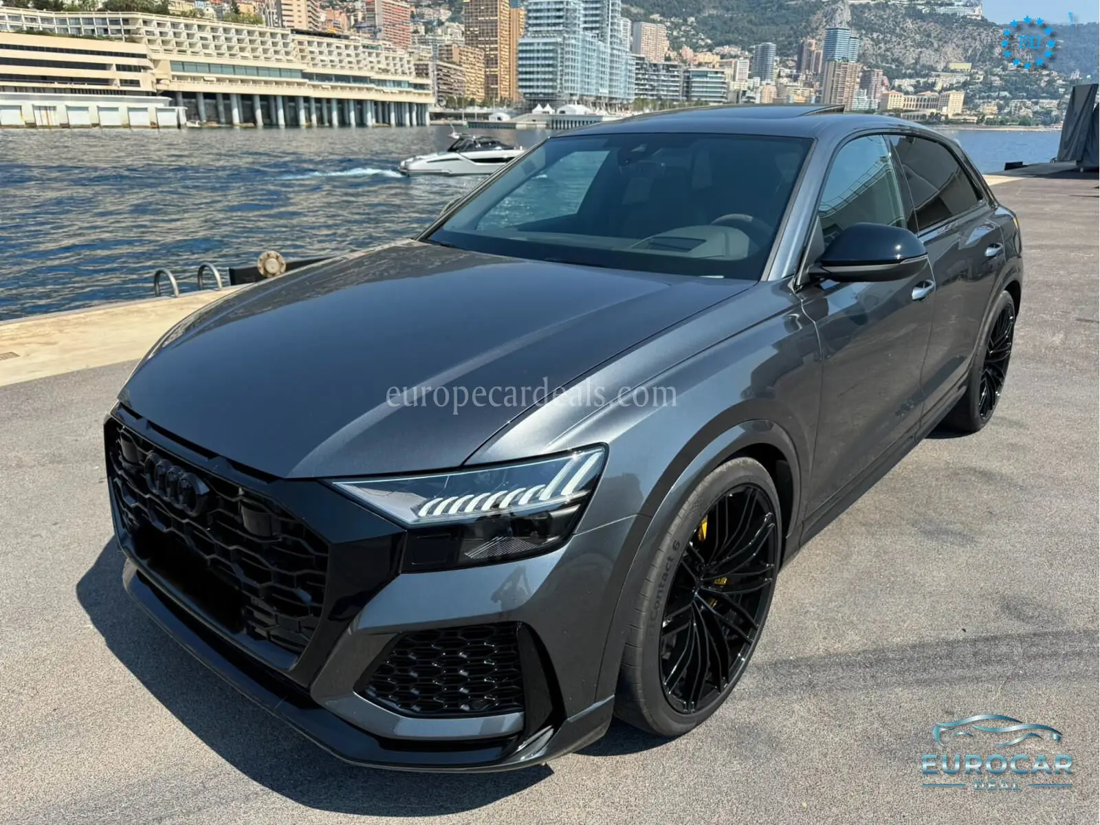 Audi RSQ8