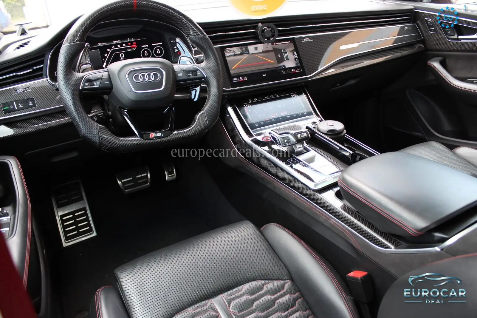 Audi RSQ8