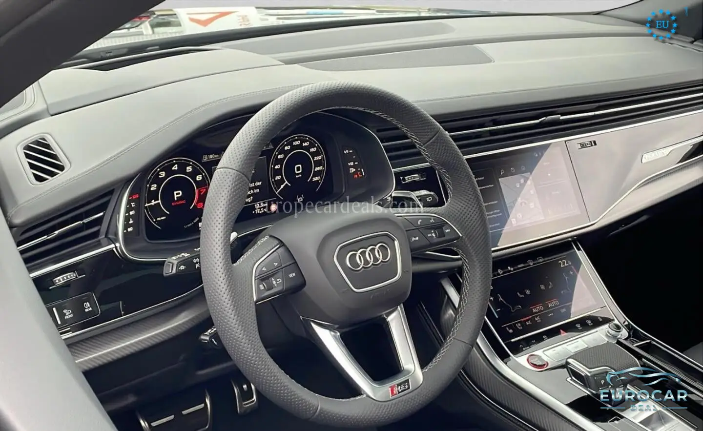 Audi RSQ8