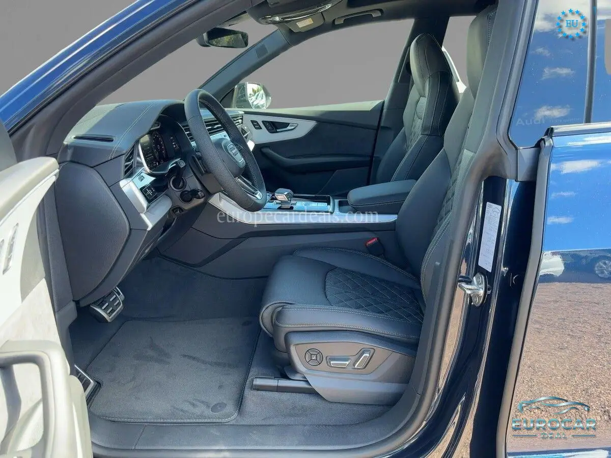 Audi Q8