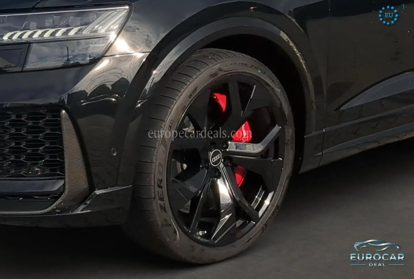 Audi RSQ8