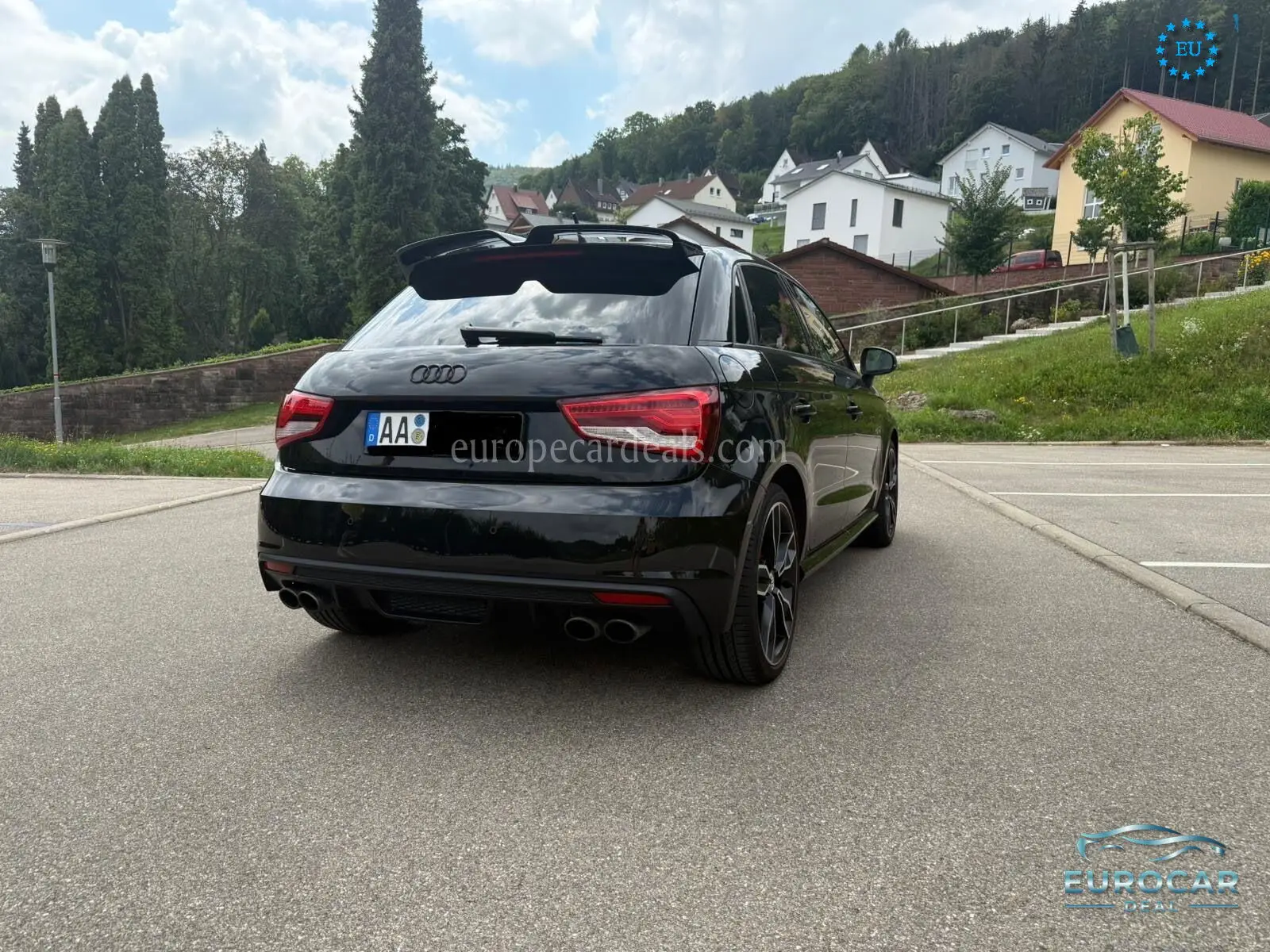 Audi S1