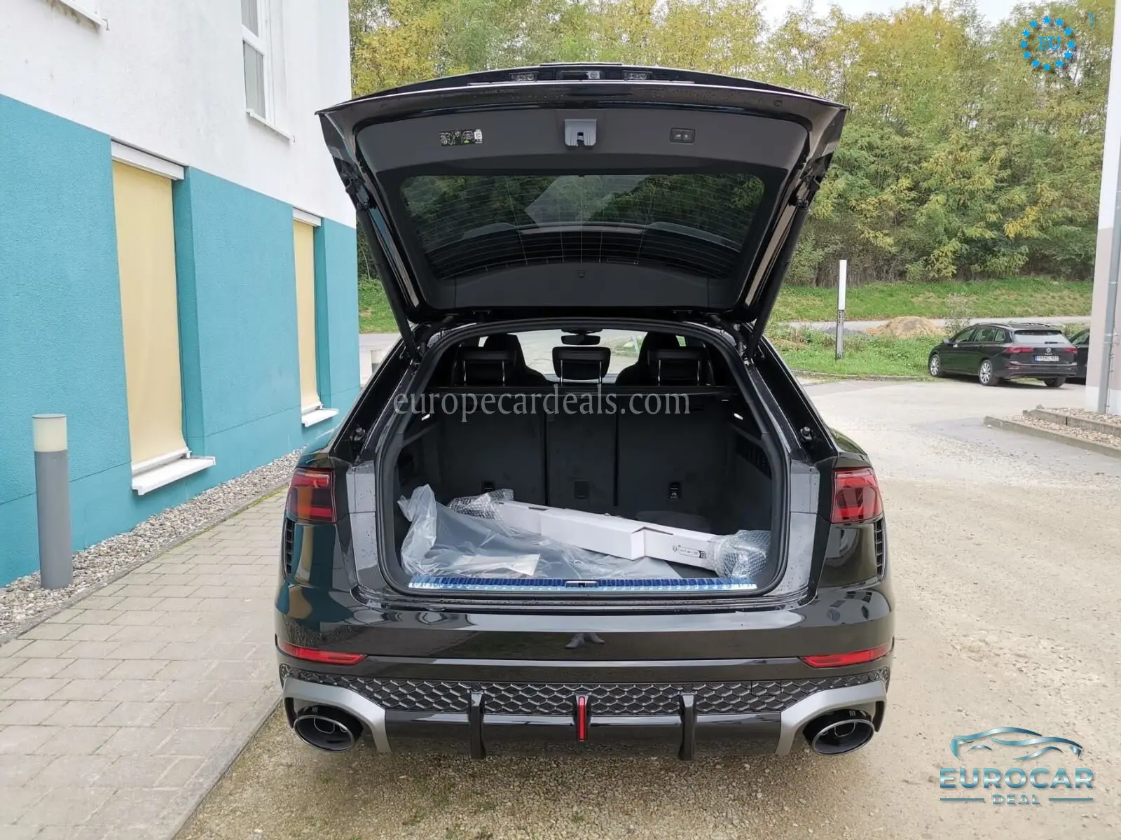 Audi RSQ8