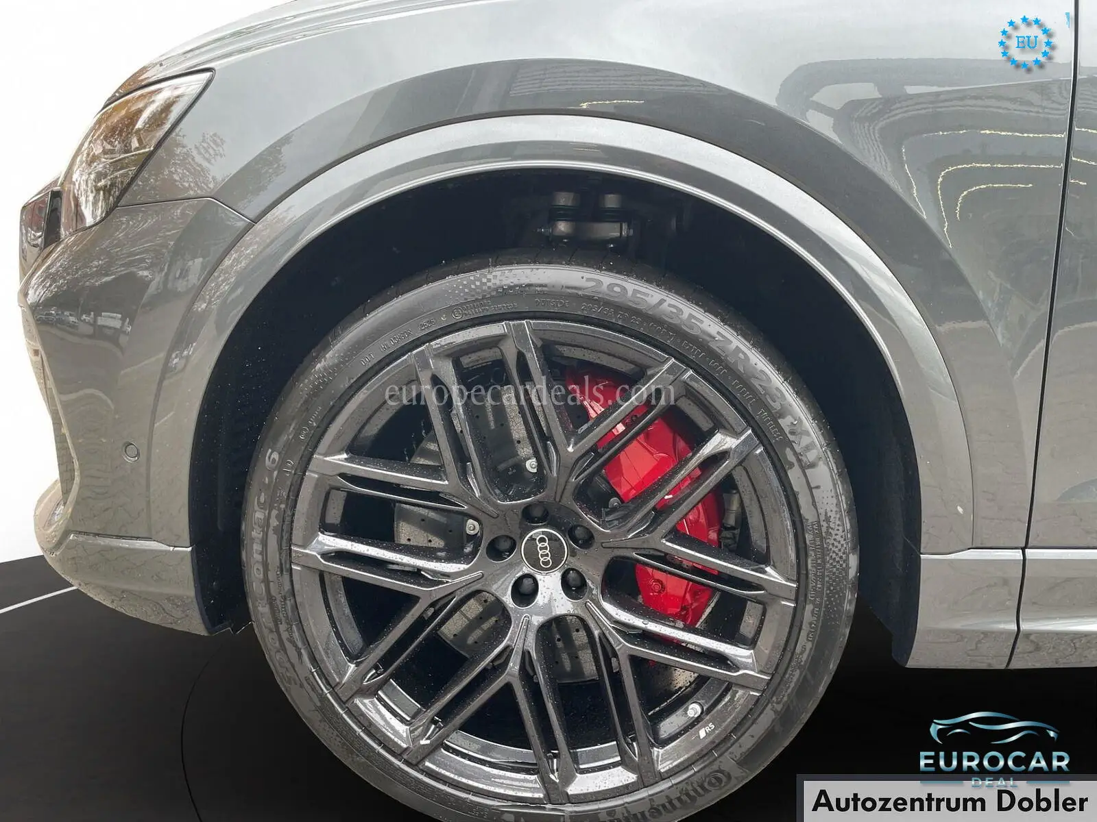 Audi RSQ8