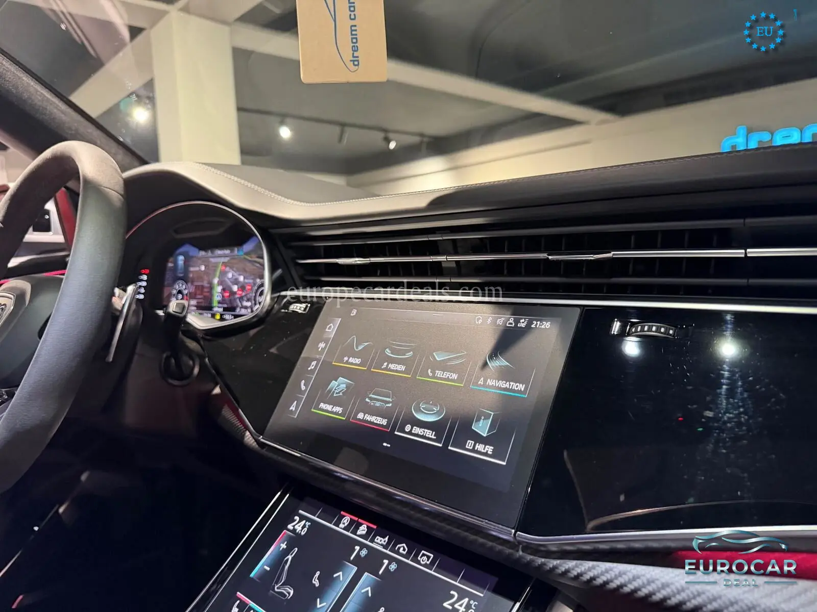 Audi RSQ8