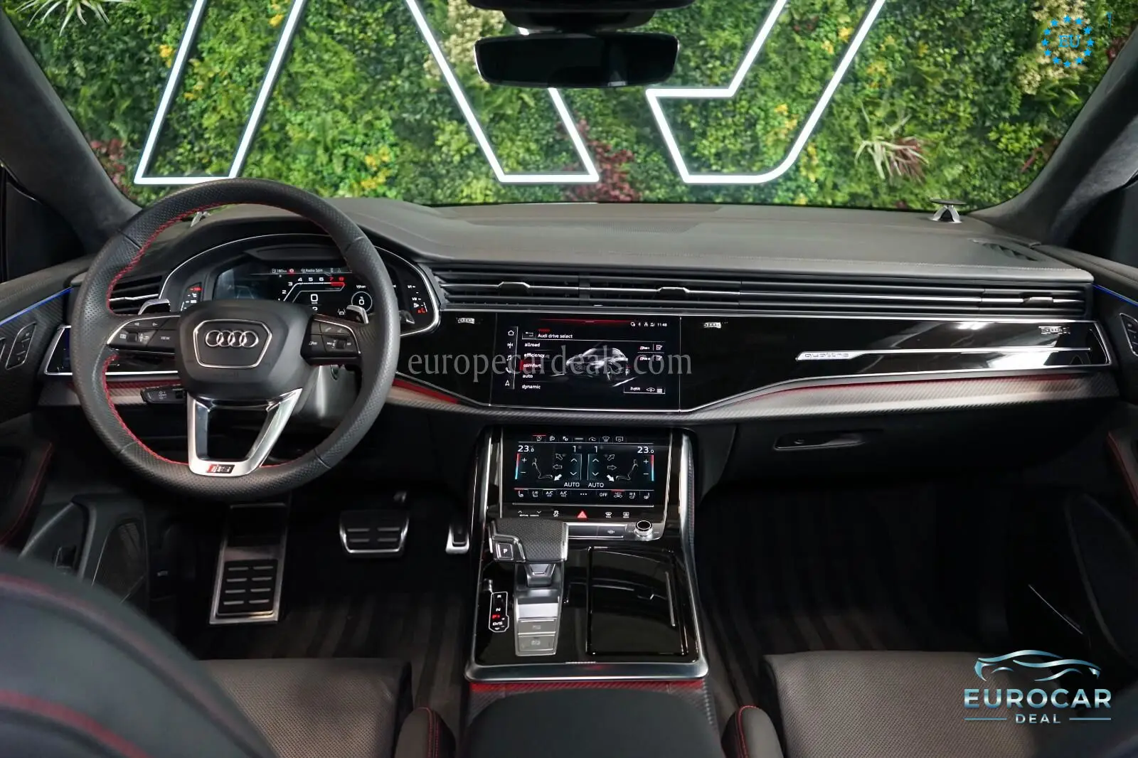 Audi RSQ8