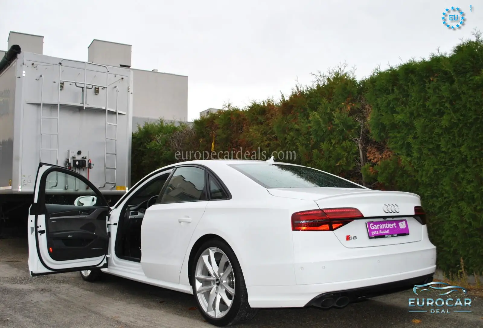 Audi S8