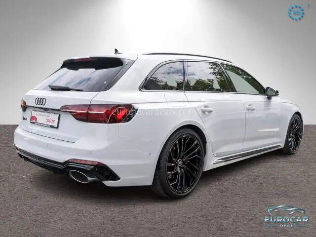 Audi RS4