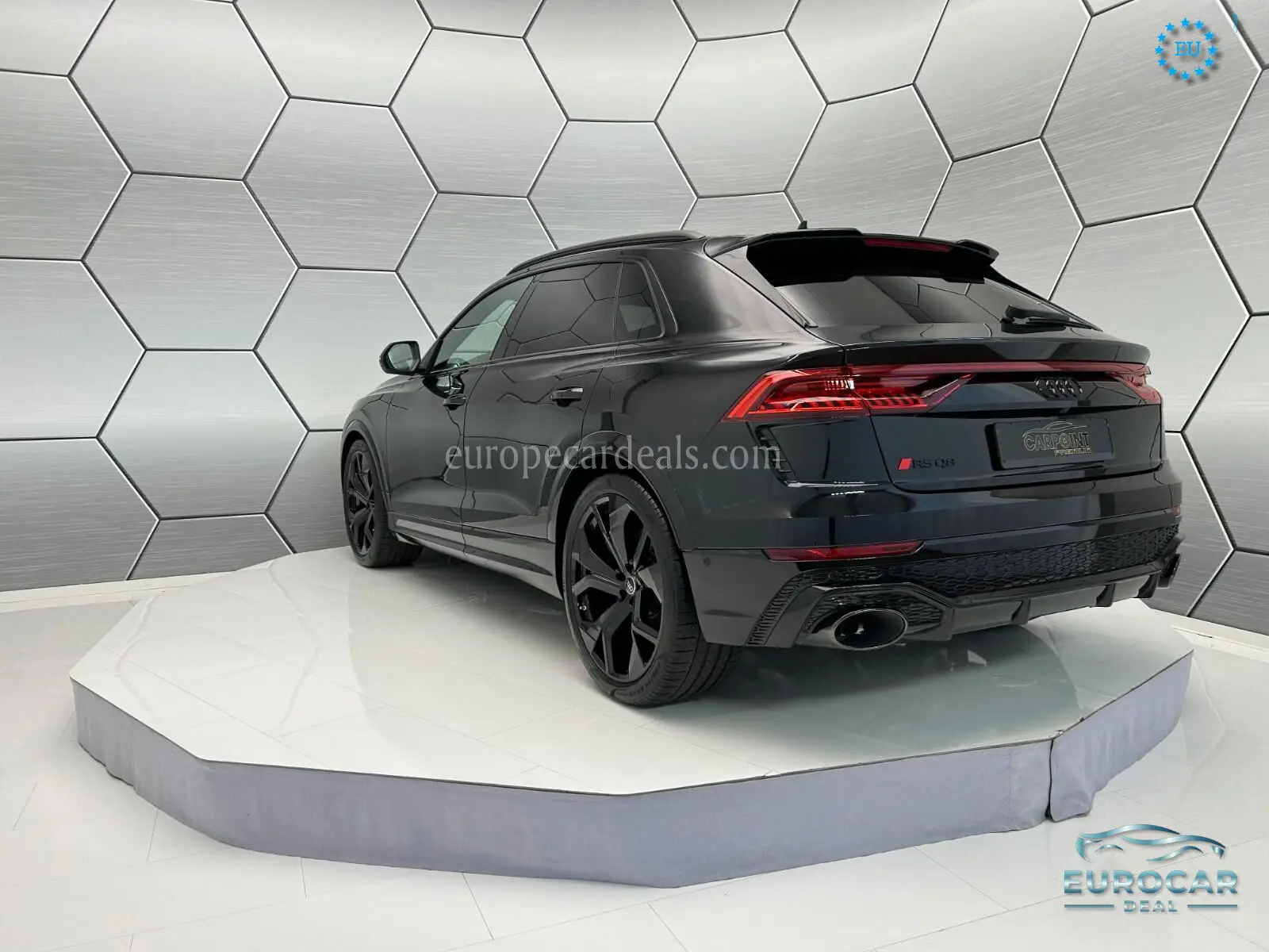 Audi RSQ8