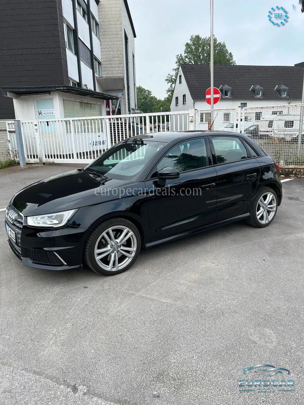 Audi S1