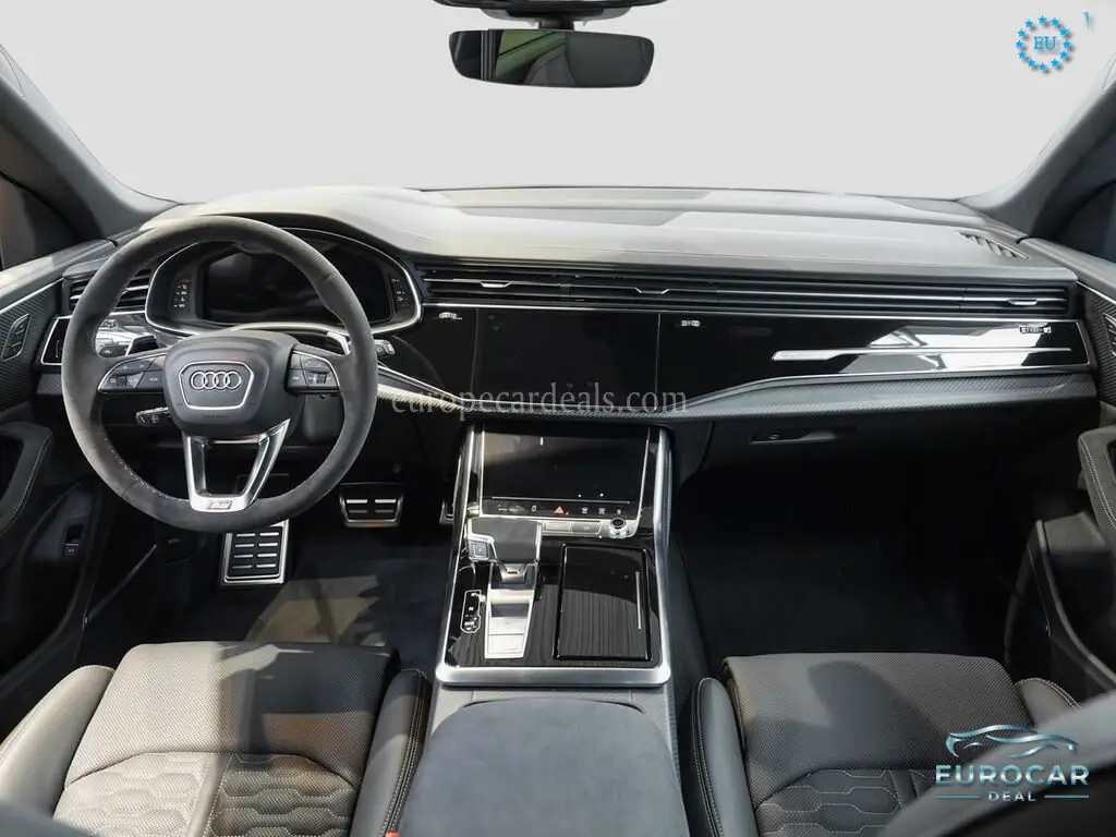 Audi RSQ8